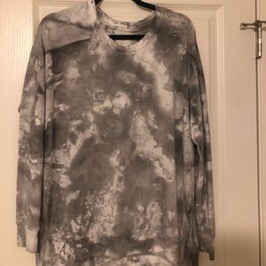 American Eagle Black and Gray Tye-Dye Sweater
